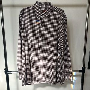 A Vertical by Robert Comstock shirt. Size XL. 100% cotton. Brown and pink color.